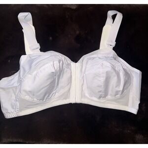 Vintage Exquisite Form Bra 40c  Front Hook White Wireless